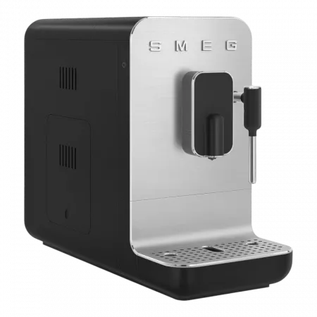 Автоматична кавомашина Smeg (Matt Black)