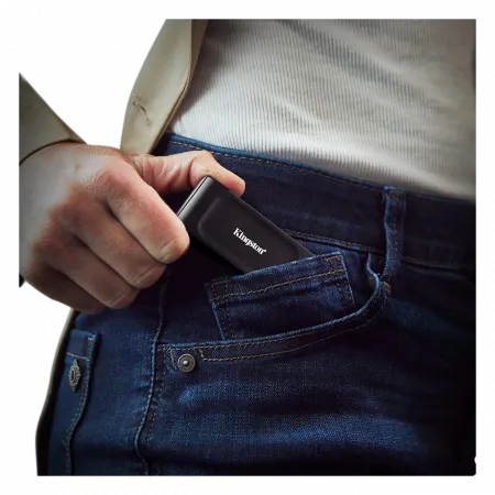 Портативний SSD Kingston 2TB USB 3.2 Gen 2 Type-C XS1000 R1050/W1000MB/s