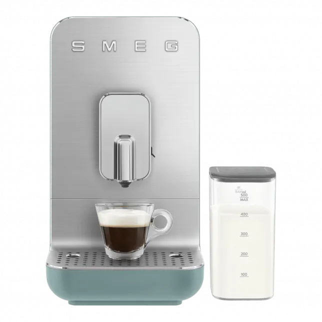 Автоматична кавомашина Smeg (Matt Green)