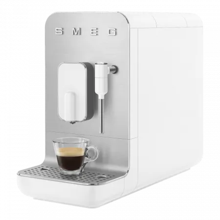 Автоматична кавомашина Smeg (Matt White)
