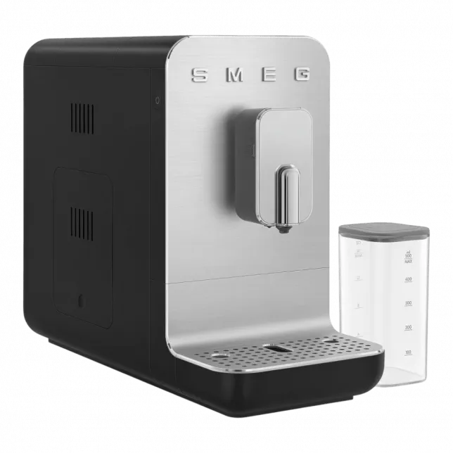 Автоматична кавомашина Smeg (Matt Black)