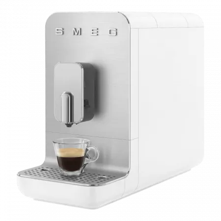Автоматична кавомашина Smeg (Matt White)