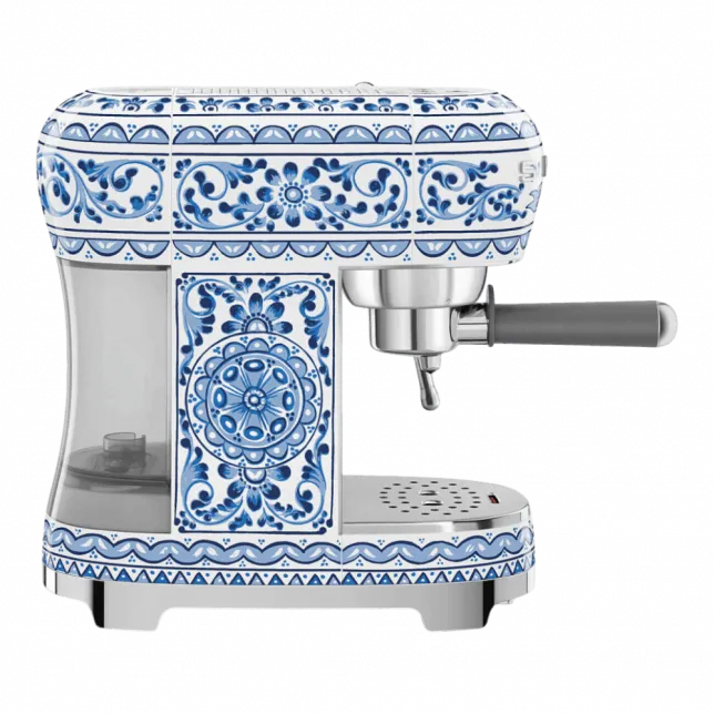 Кавоварка еспресо Smeg (Blu Mediterraneo)