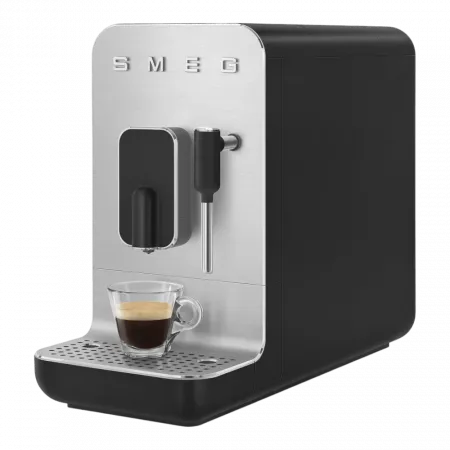 Автоматична кавомашина Smeg (Matt Black)