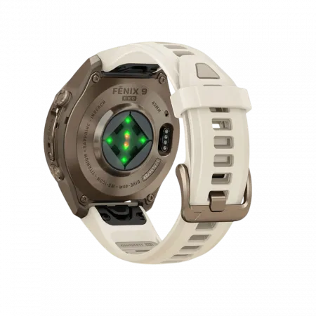 Смарт-годинник Garmin Fenix 9 Pro - inReach, 43мм Autumn Gold Titanium з Cream/French Grey бежевим/сірим силіконовим ремінцем