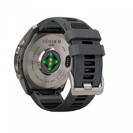Смарт-годинник Garmin Fenix 9 Pro 51мм, Titanium з Graphite/Black темно-сірим/чорним силіконовим ремінцем