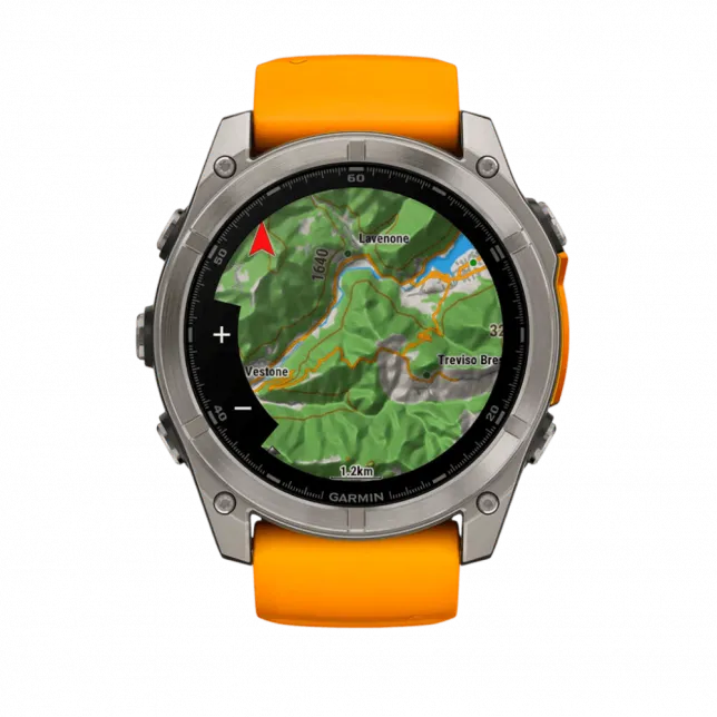 Смарт-годинник Garmin Fenix 8 51мм, AMOLED Sapphire, Titanium з Spark Orange/Graphite помаранчевим силіконовим ремінцем